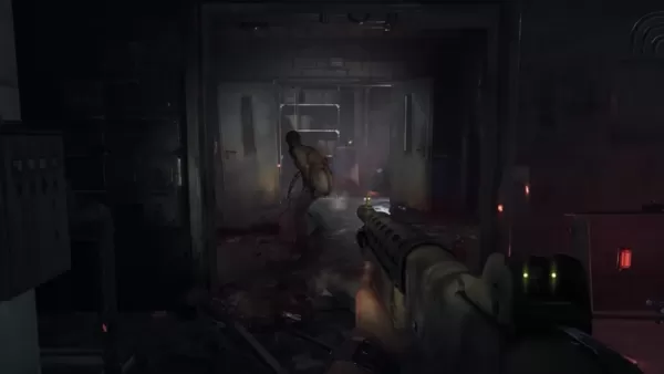 Screenshot von Kyle Crane in Dying Light schießt mit einer Waffe auf einen Infizierten, dunkler Raum beleuchtet durch Taschenlampe