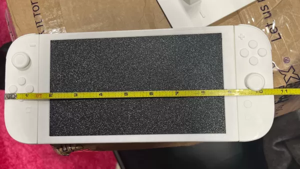 Genki Switch 2概念设计 - 倾斜视图