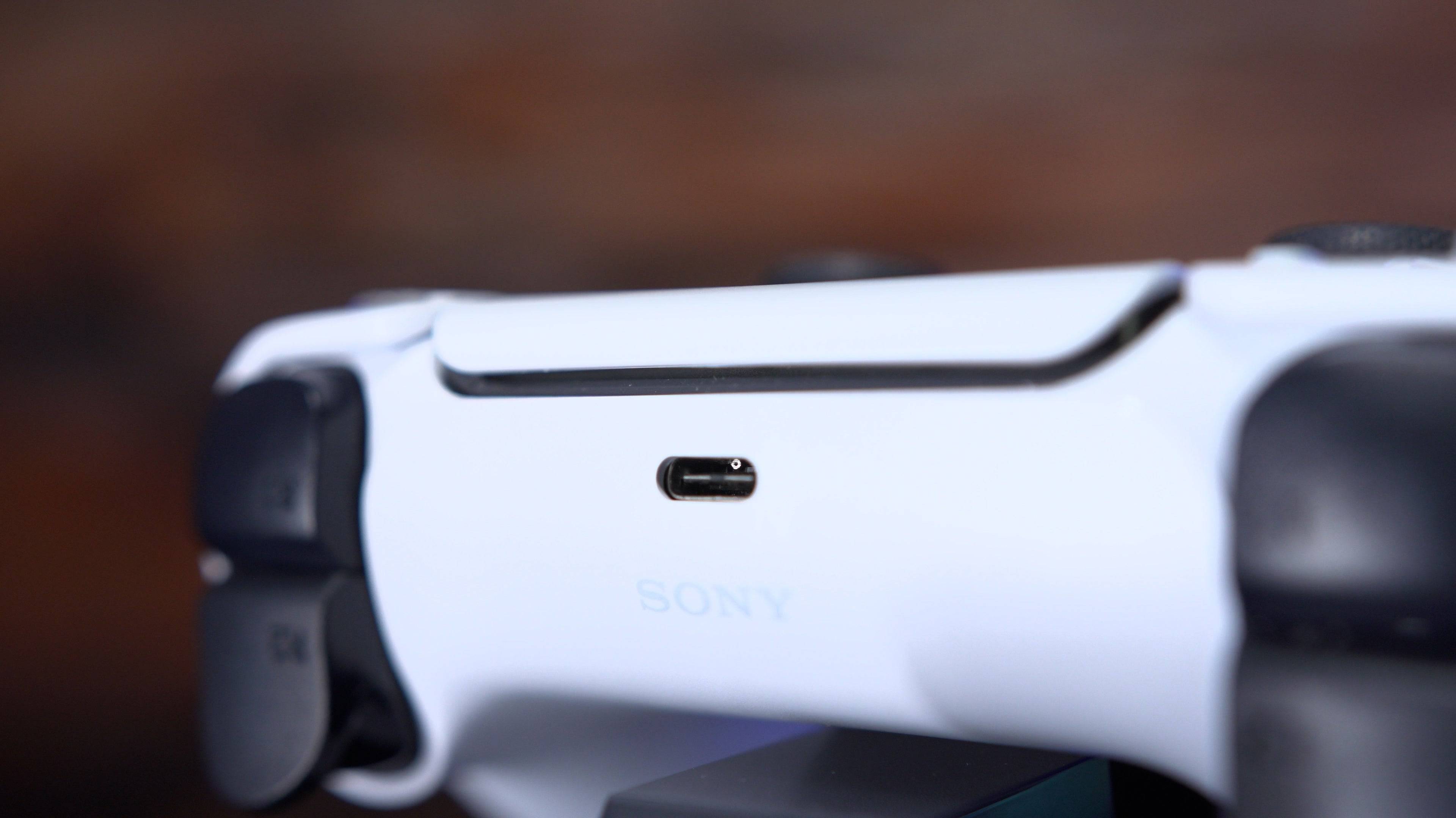 Sony DualSense控制器