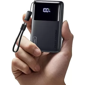 
용량: 10,000mAh
충전 포트: 2개 (USB-A, USB-C)  
입력: 5V/2A
출력: 5V/2.4A (총합)
LED 배터리 표시등: 4단계
크기: 14.8 x 7.1 x 1.8cm
무게: 217g
현재 가격: $13 (원래 $19)
